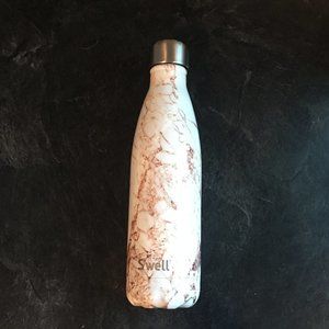 NWT S'well 17 oz. insulated bottle